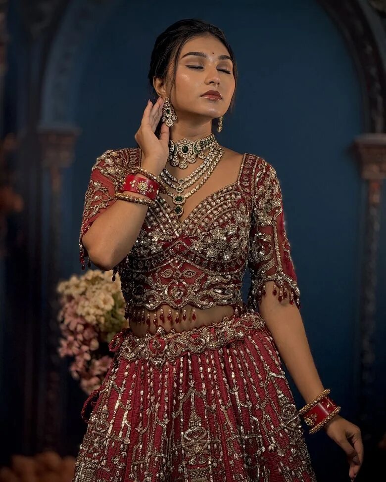 Bridal makeup with kundan jewellery and traditional look at The Sarita's Lounge, Wagholi